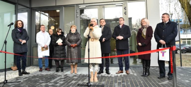 Warszawa: uroczyście zakończono budowę Kliniki "Budzik" dla dorosłych