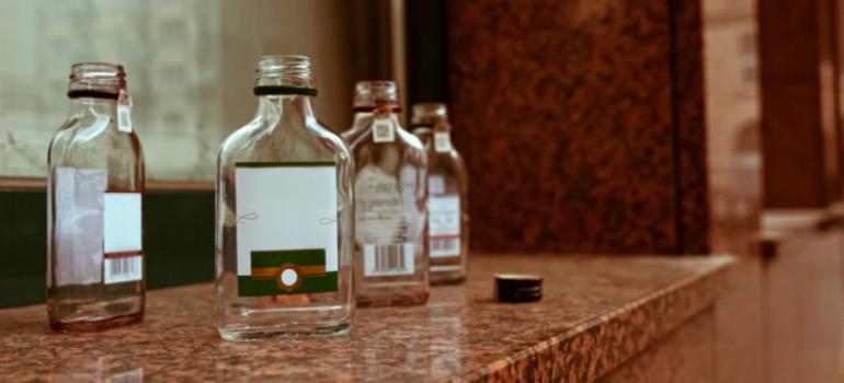 Małe butelki z alkoholem mogą wpływać na wzorce picia