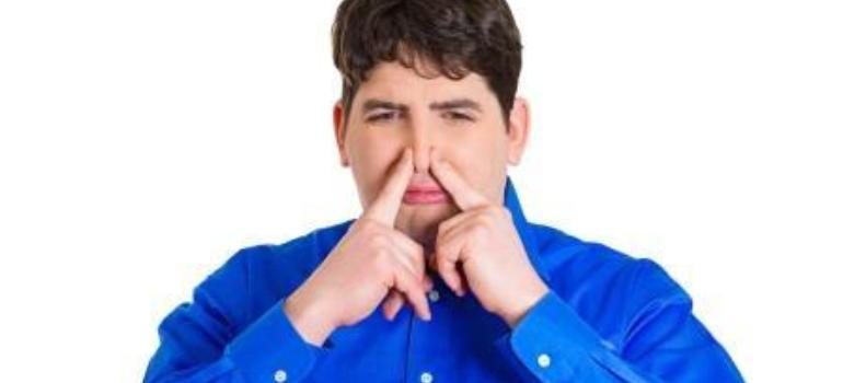 Problem cuchnienia z ust w pęcherzycy zwykłej