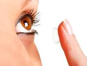 Szkła kontaktowe zmieniają mikrobiom w oku