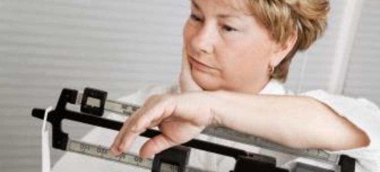 Utrata wagi zwiększa ryzyko złamania stawu biodrowego u seniorów