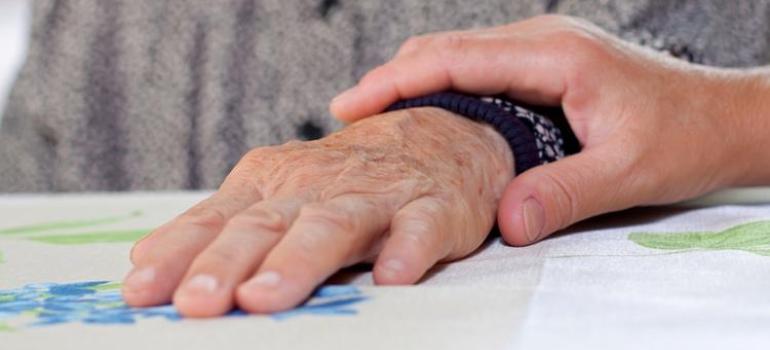 Neurolodzy: potrzebny program opieki koordynowanej nad pacjentami z chorobą Parkinsona