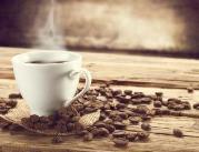 Czy picie kawy może zapobiegać ślepocie? 
