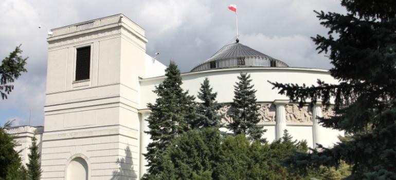 Sejm przyjął ustawę nadającą ochronę prawną farmaceutom i technikom farmaceutycznym